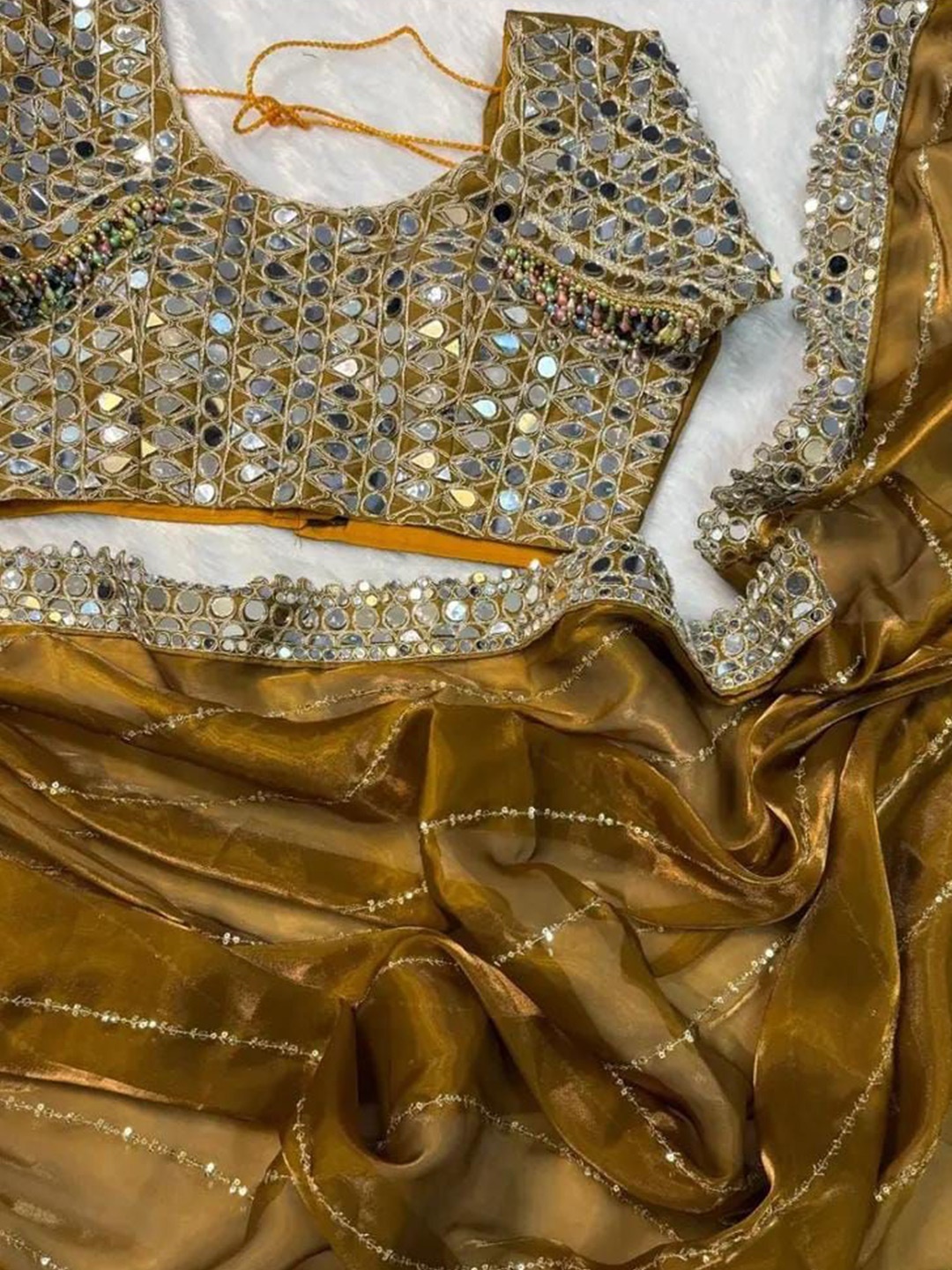 

MANSUBHA Striped Embroidered Tissue Banarasi Saree, Yellow