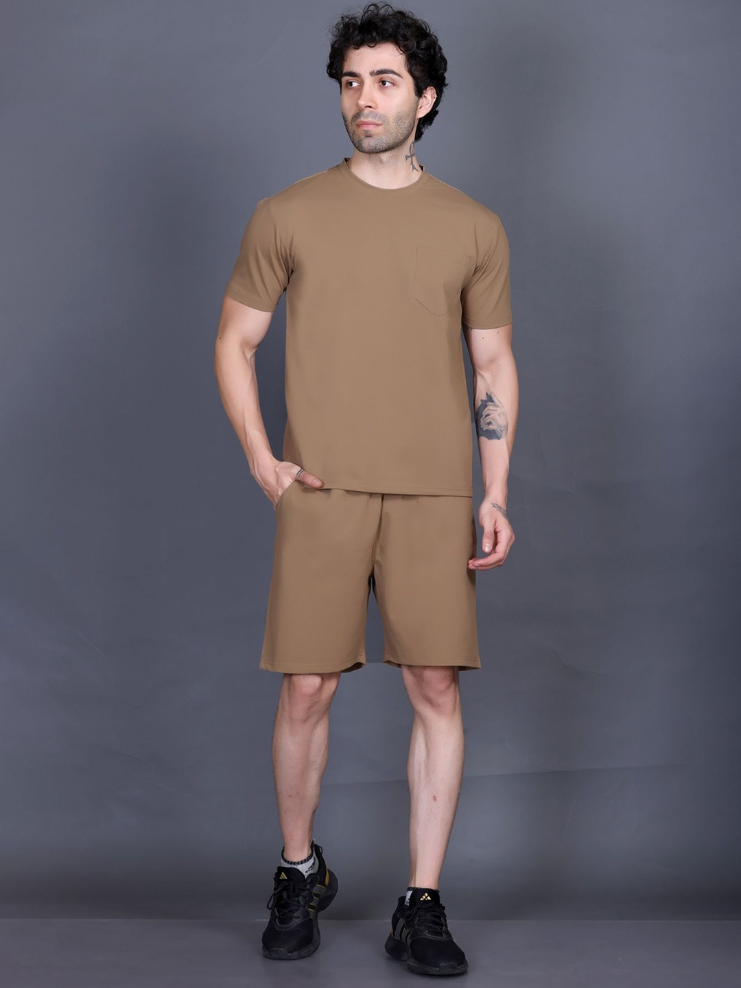 

Antiloop Round Neck Pure Cotton T-Shirt With Shorts, Tan