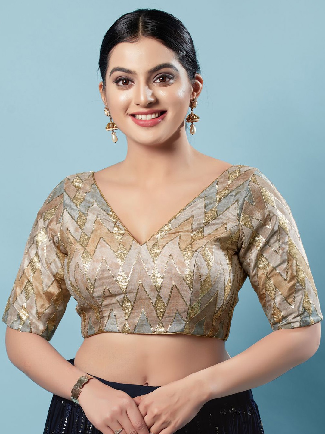

VAMAS - THE DESIGNER BLOUSES Embroidered Silk V- Neck Padded Saree Blouse, Gold
