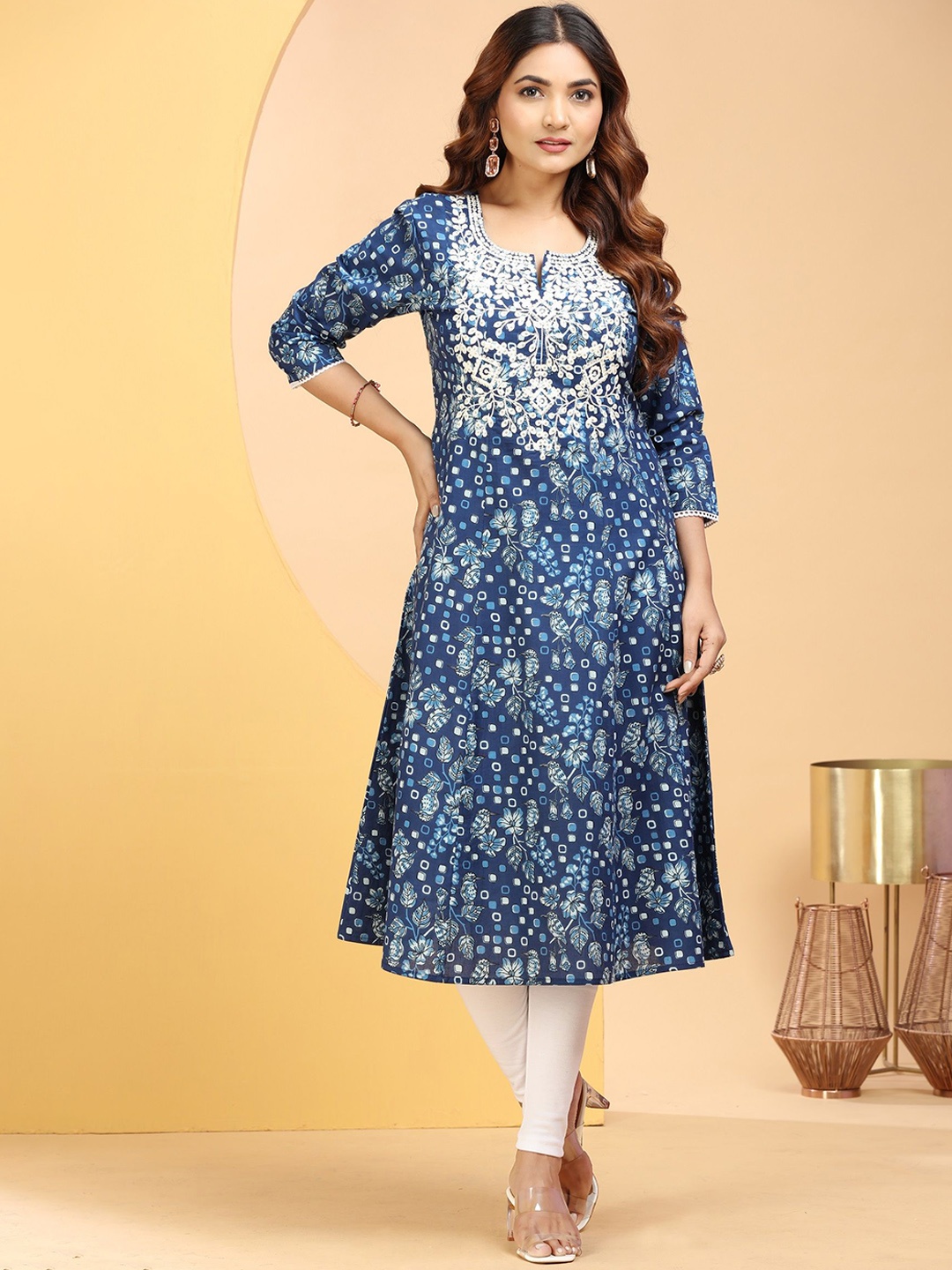 

COTTON CULTURE Women Floral Printed Kurta, Violet