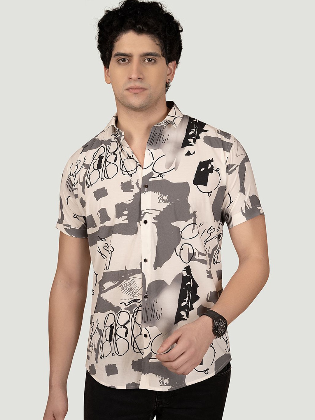 

ALMATY Men Comfort Slim Fit Opaque Printed Casual Shirt, White