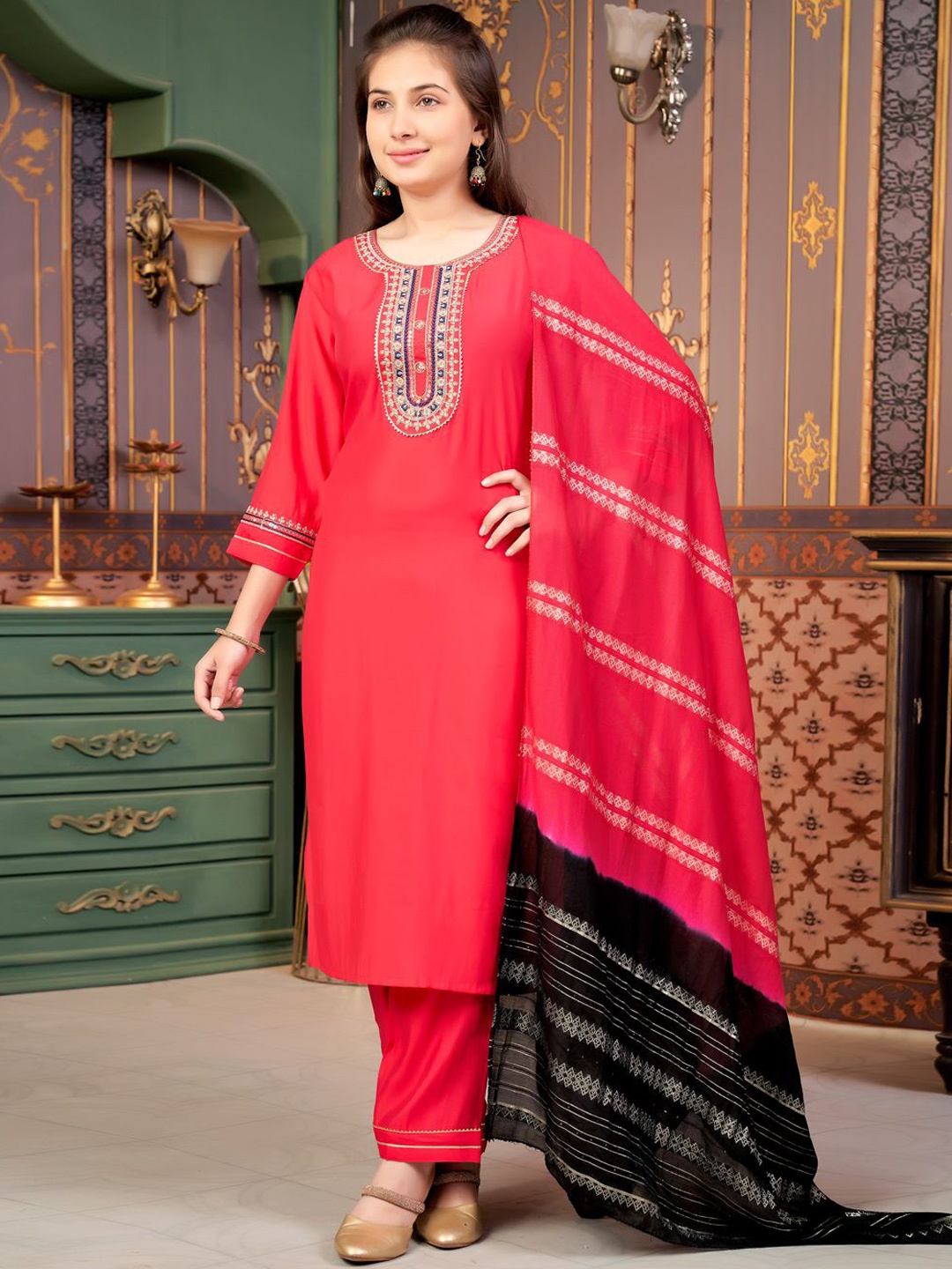 

Sangria Girls Embroidered Pure Silk Straight Kurta With Trouser And Dupatta, Red