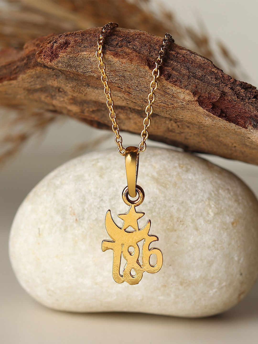 

Metronaut Gold-Plated Contemporary Pendants