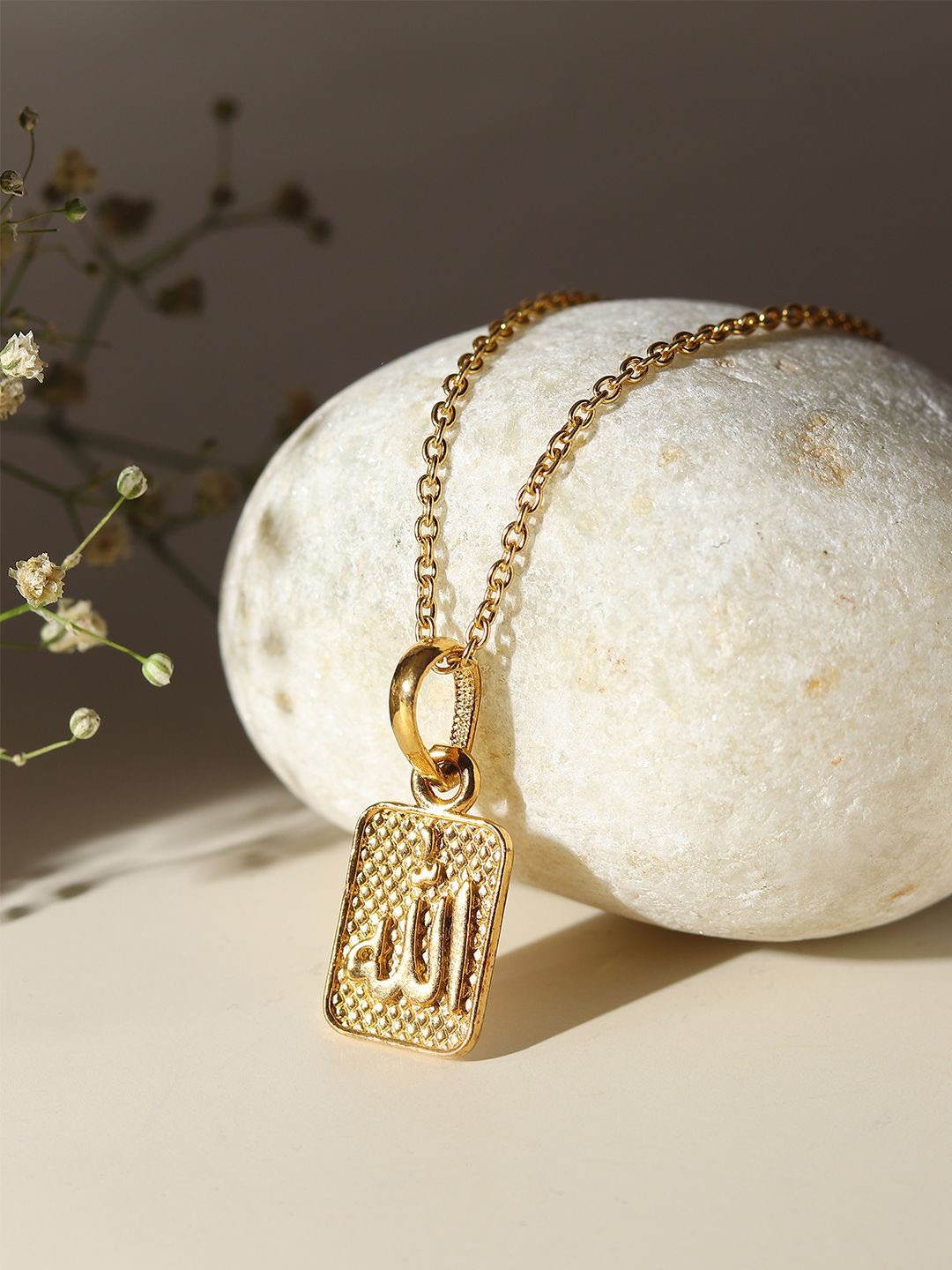 

Metronaut Gold-Plated Contemporary Pendants