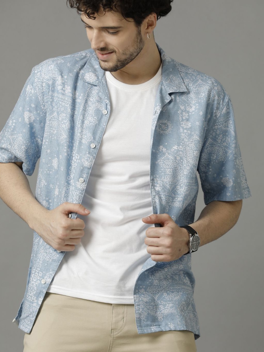 

Voi Jeans Men Opaque Printed Casual Shirt, Blue