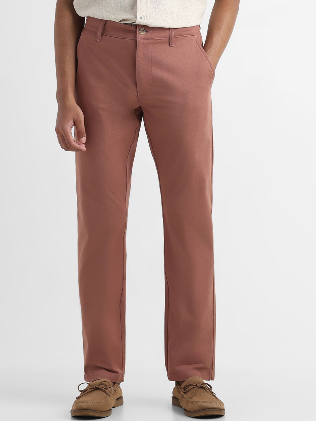 

YUVAKAA Men Relaxed Straight Leg Straight Fit Chinos Trousers, Brown
