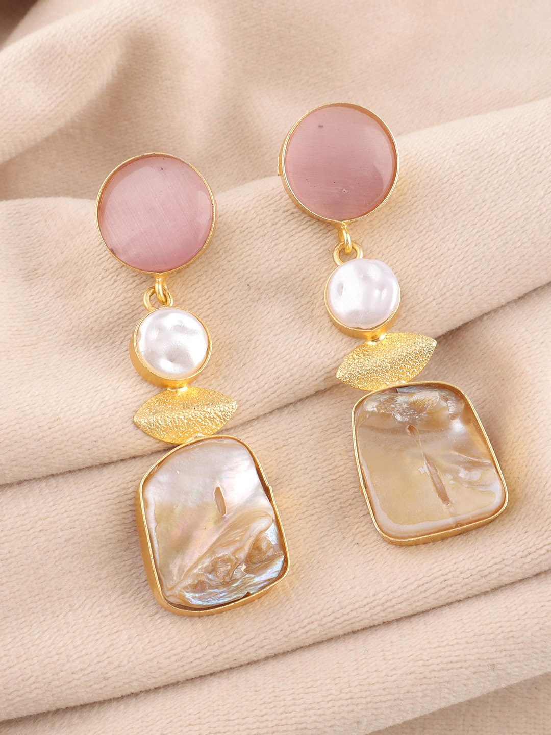 

Ozanoo Teardrop Shaped Drop Earrings, Pink