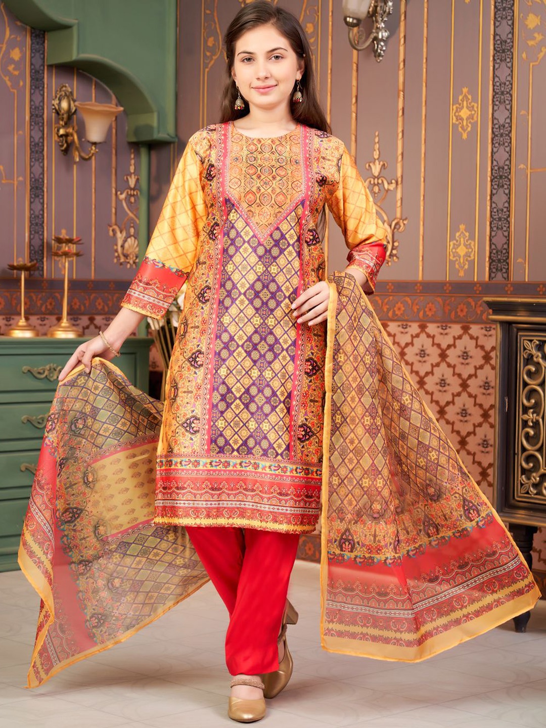 

Sangria Girls Printed Kurta Trouser With Dupatta, Yellow