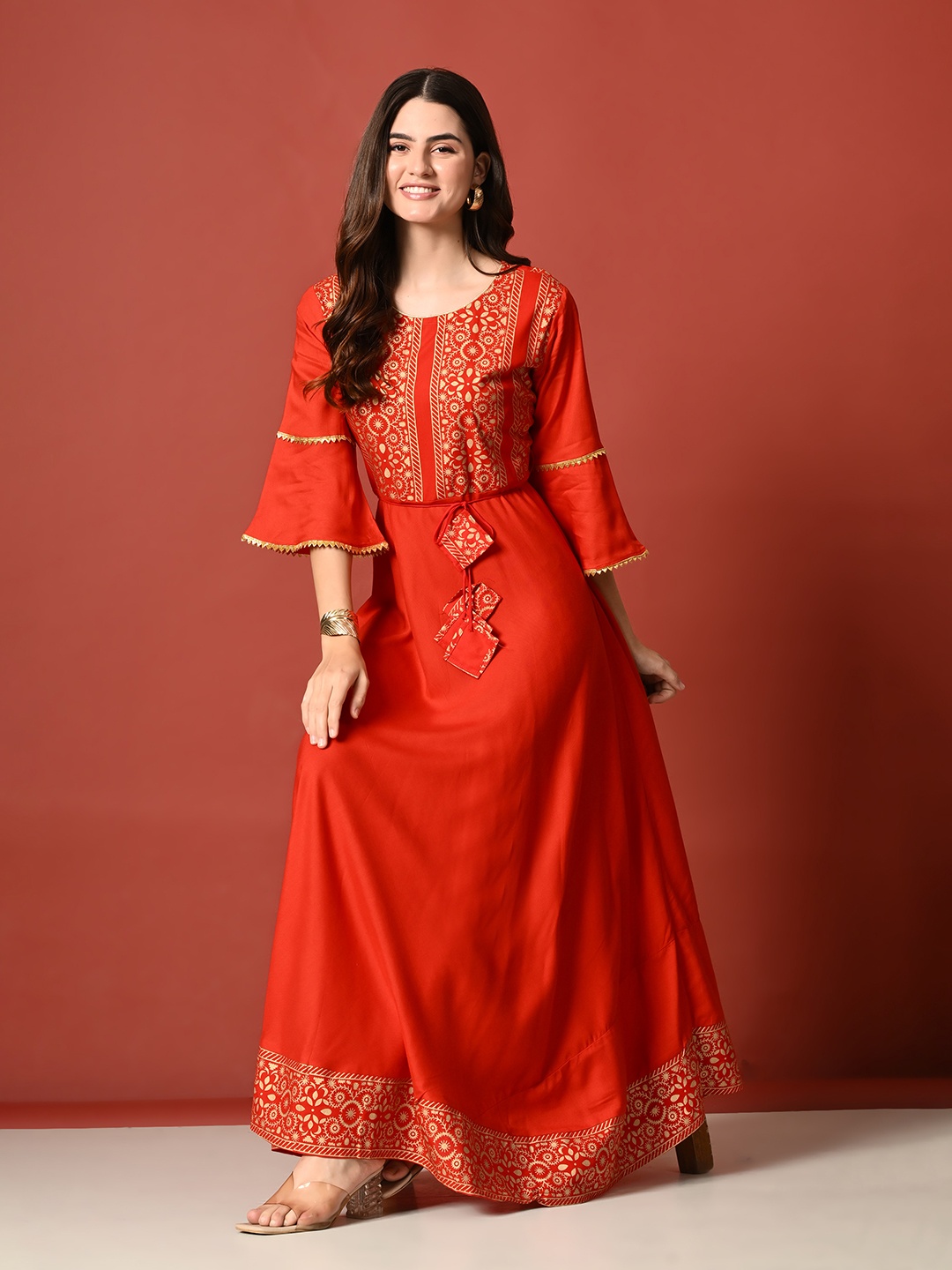 

ao services Women Floral Printed Gotta Patti Anarkali Kurta, Red