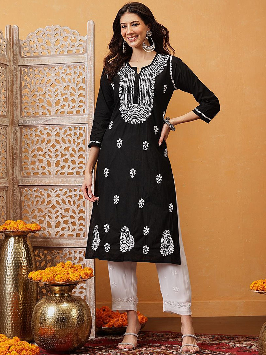 

ADA Women Ethnic Motifs Embroidered Chikankari Kurta, Black