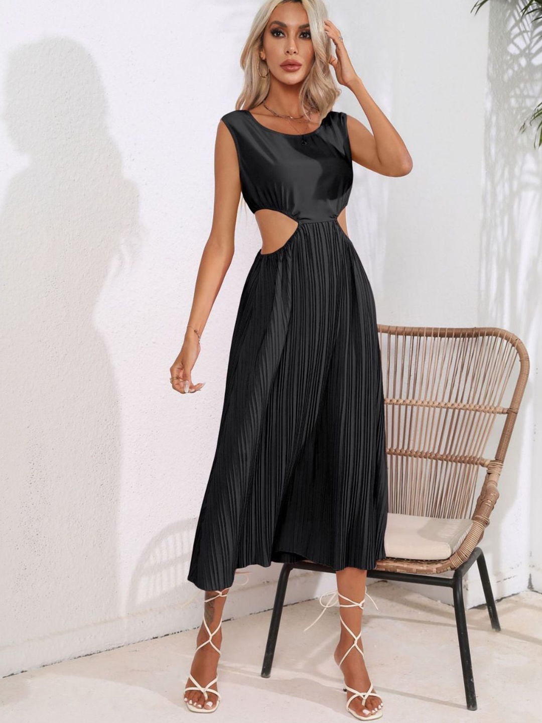 

Oh Rare A-Line Midi Dress, Black