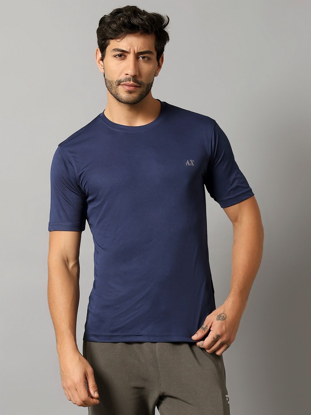

AUXAMIS Men T-shirt, Navy blue