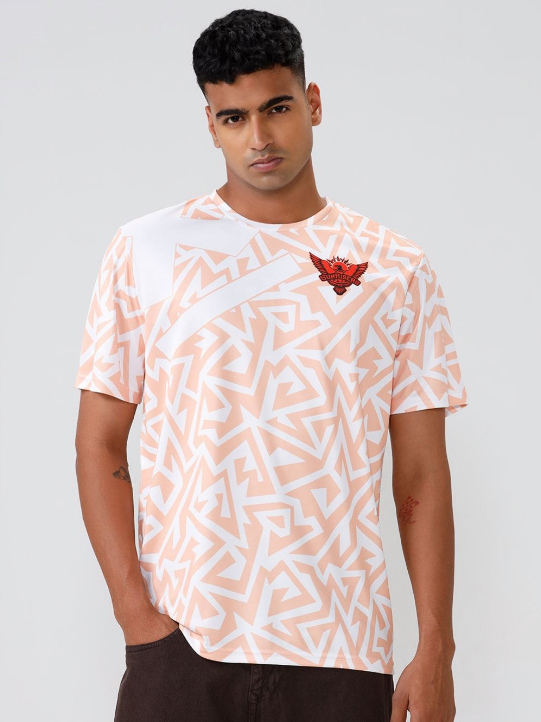 

WROGN Men Printed Pockets Slim Fit T-shirt, Multi