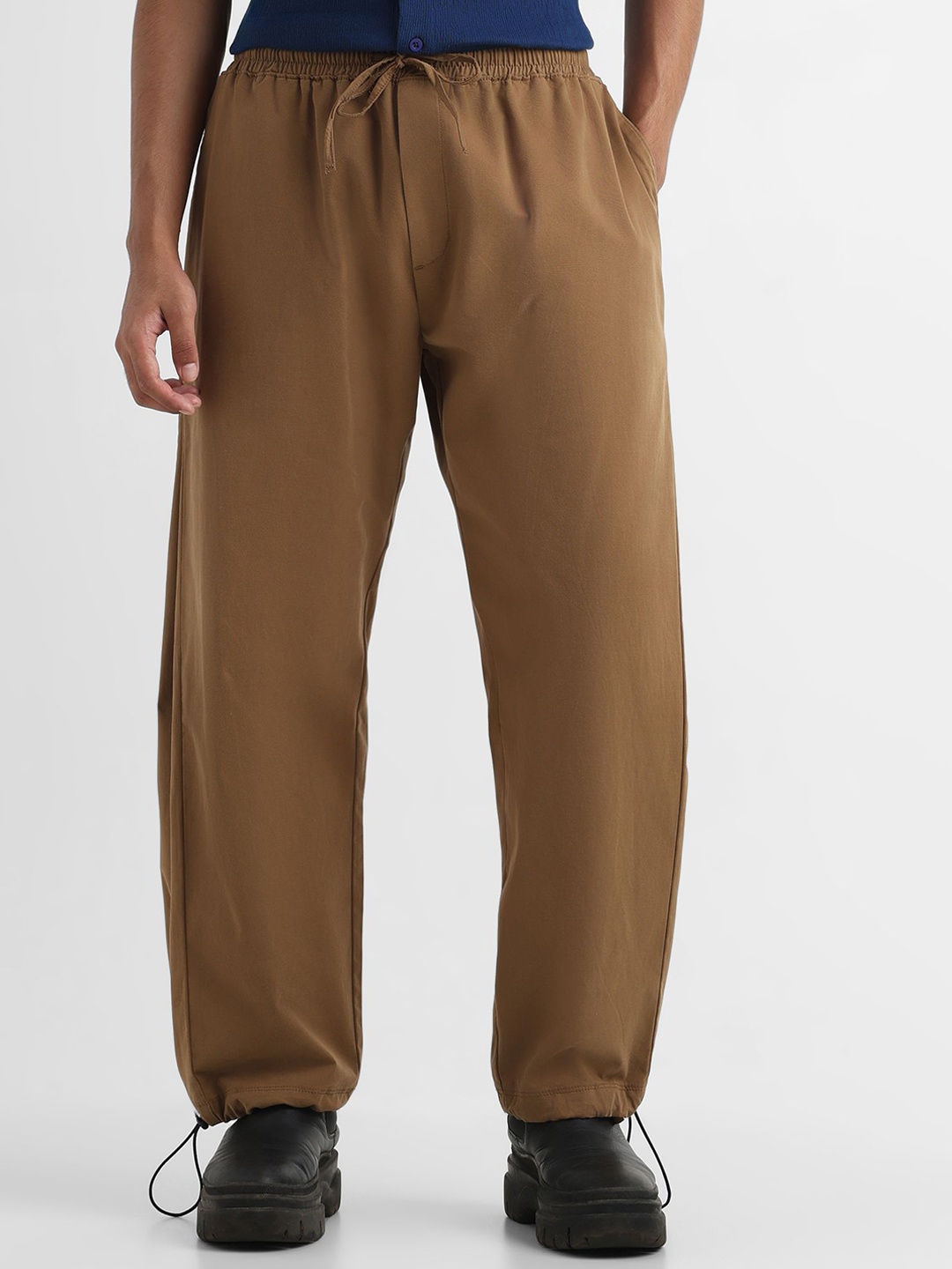 

YUVAKAA Men Relaxed Easy Wash Cargos Trousers, Brown