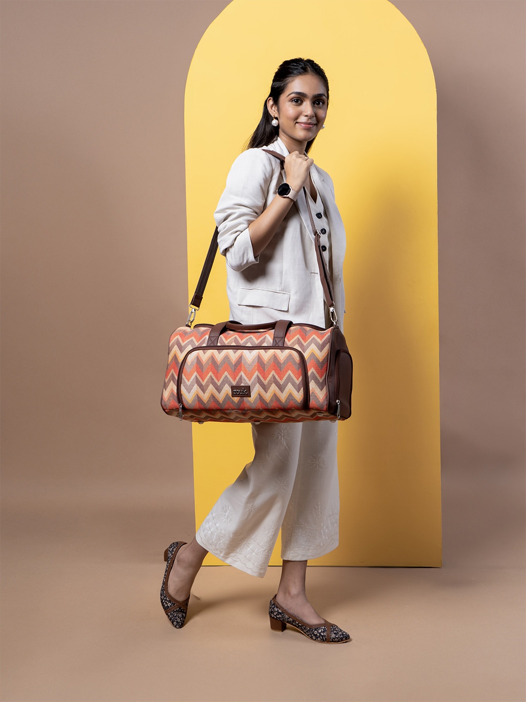 

ZOUK Printed Large Casual Duffel Bag, Brown