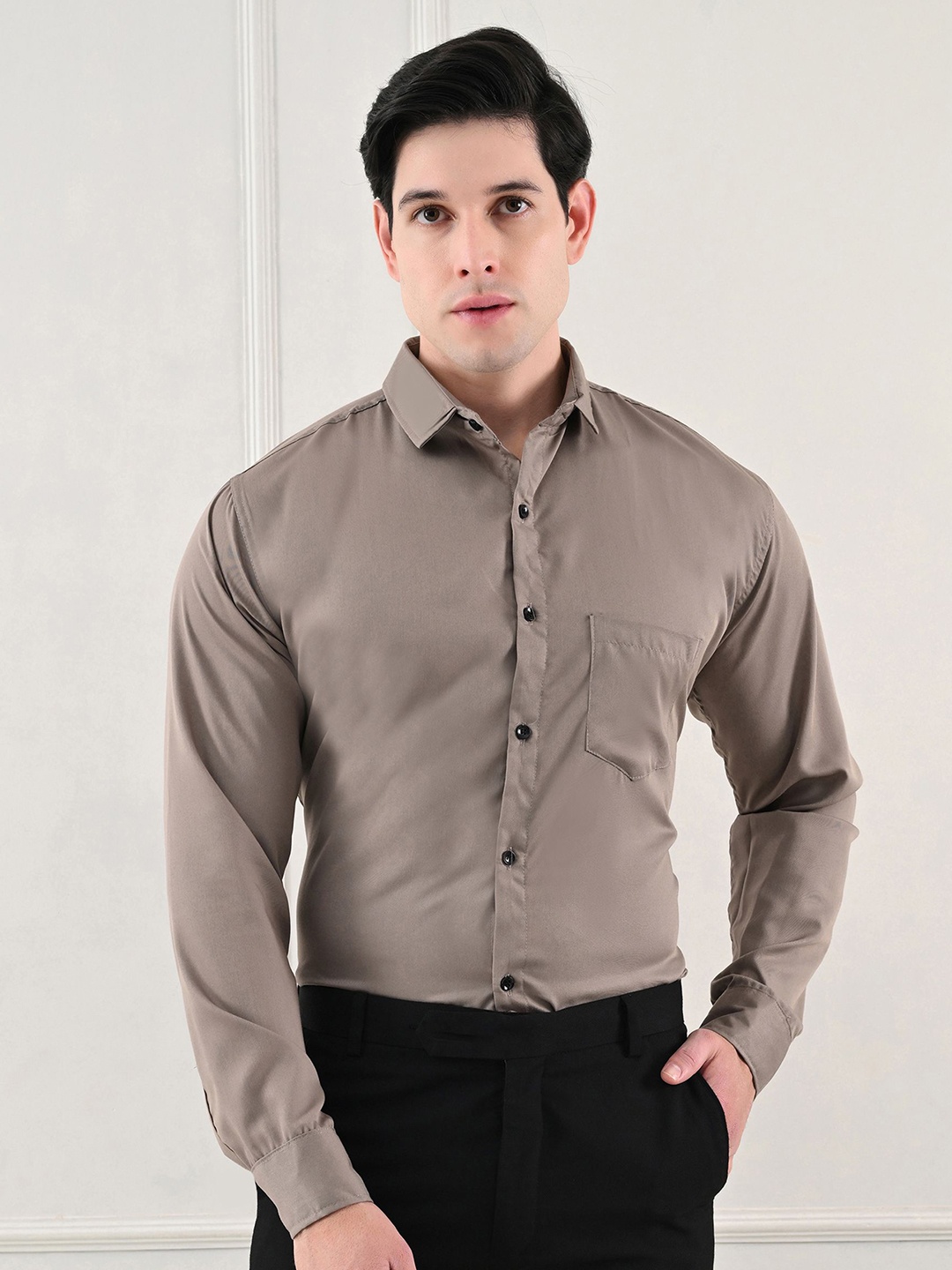 

Metronaut Men Comfort Opaque Formal Shirt, Grey