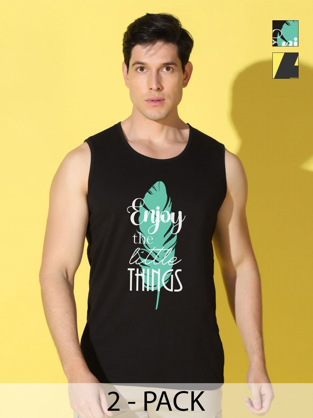 

WOOSTRO Men Typography 2 Printed Applique Slim Fit T-shirt, Black