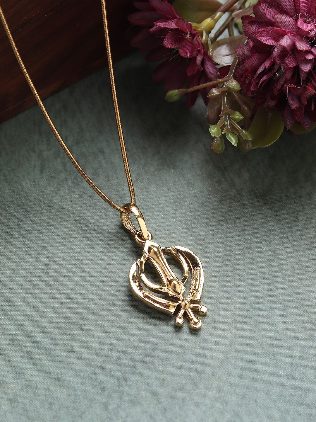 

Metronaut Gold-Plated Contemporary Pendants