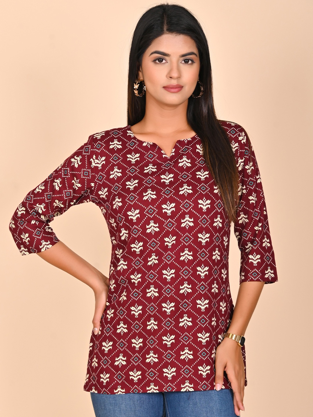 

Rashmi Shree Creation Geometric Print Top, Maroon