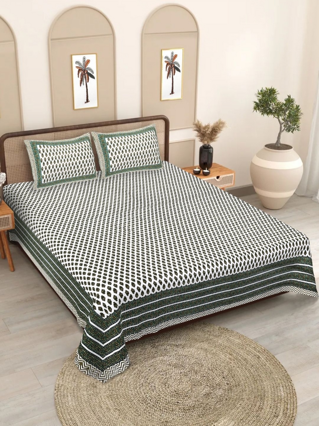 

COLOURSBLOCK Green & White Floral Printed Cotton 180 TC King Bedsheet Set 2.75 m x 2.35 m