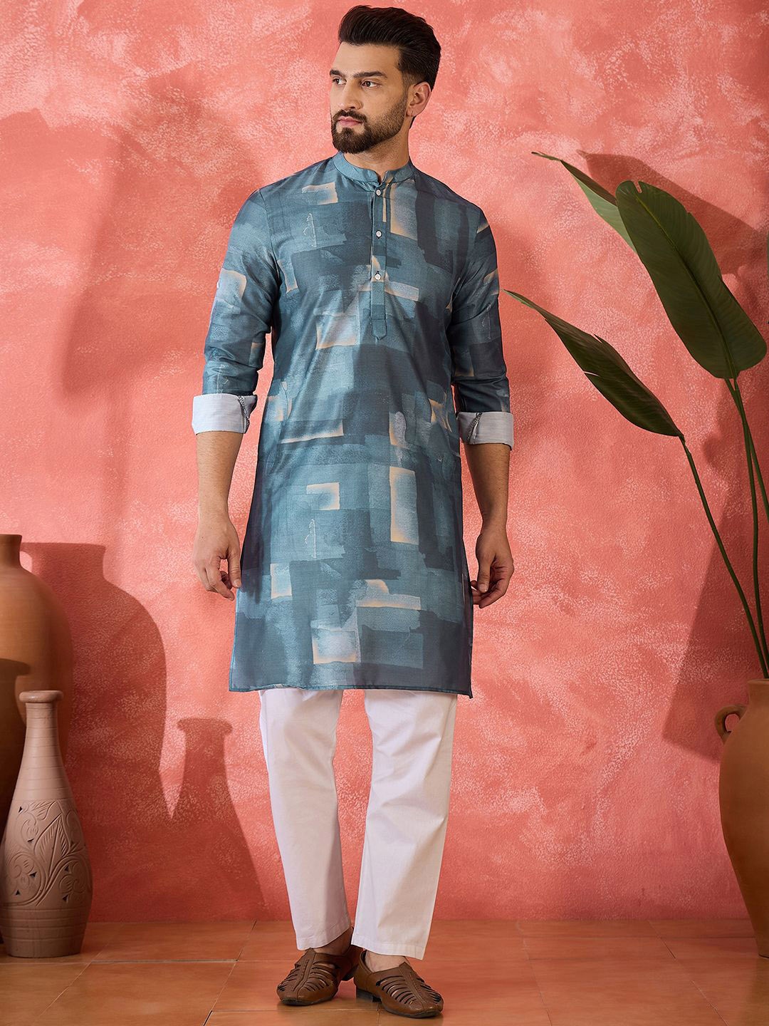 

Sangria Abstract Printed Mandarin Collar Straight Kurta, Blue
