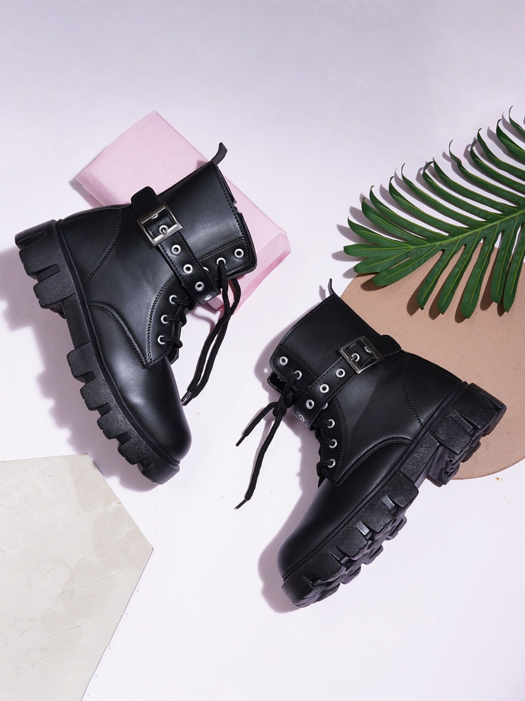 

Killer Women Round Toe Block Heel Boots, Black