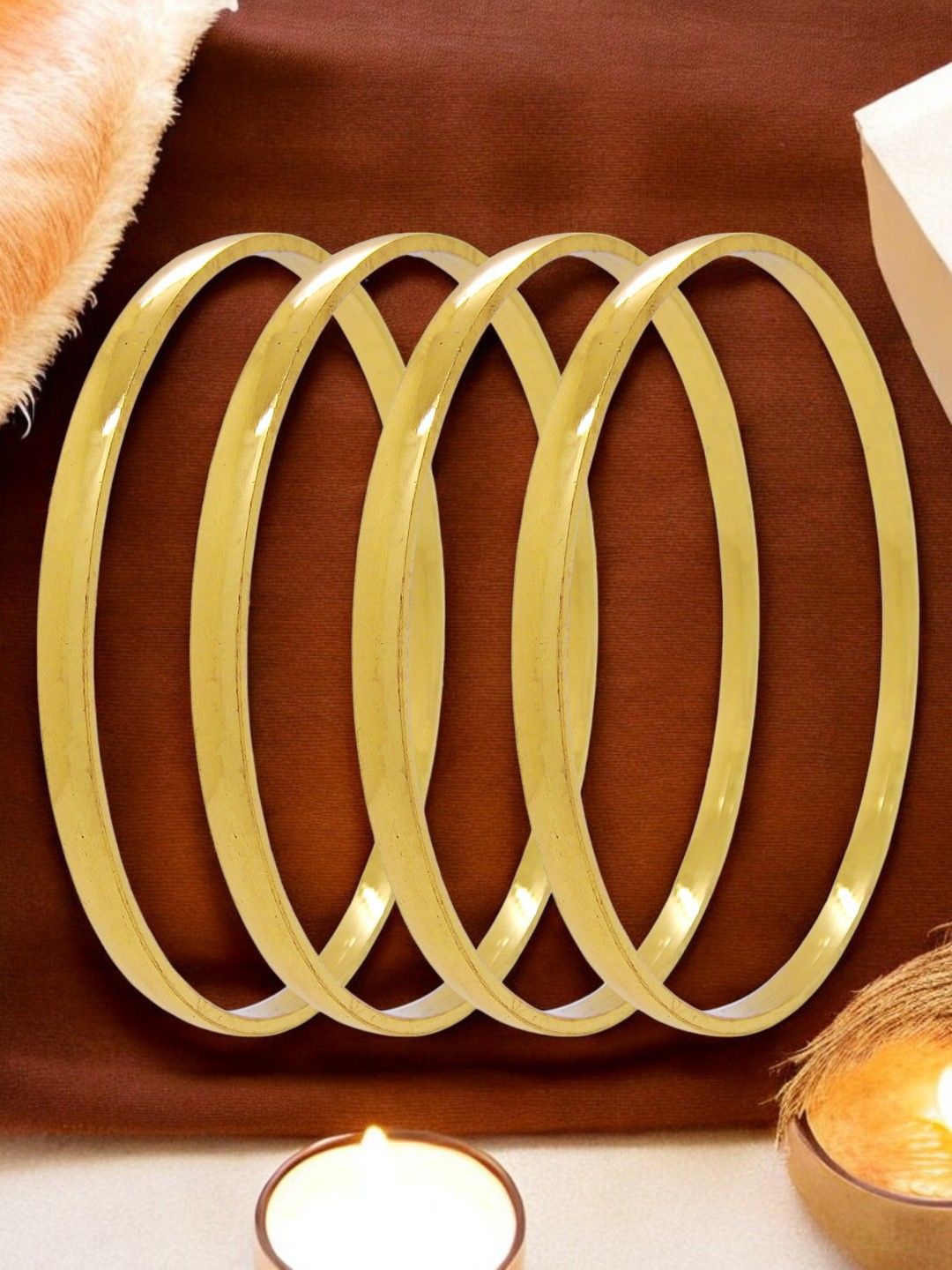 

FEMMIBELLA Set Of 4 Gold-Plated Bangles