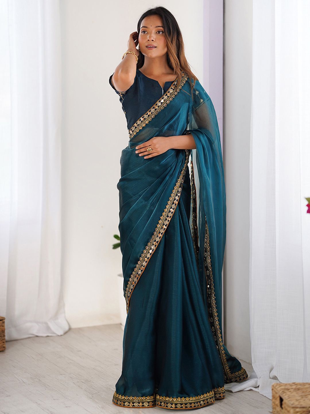 

Mitera Embroidered Pure Chiffon Saree, Blue