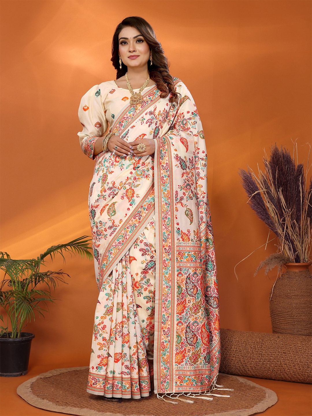 

Munir Woven Design Zari Pashmina Banarasi Saree, Cream