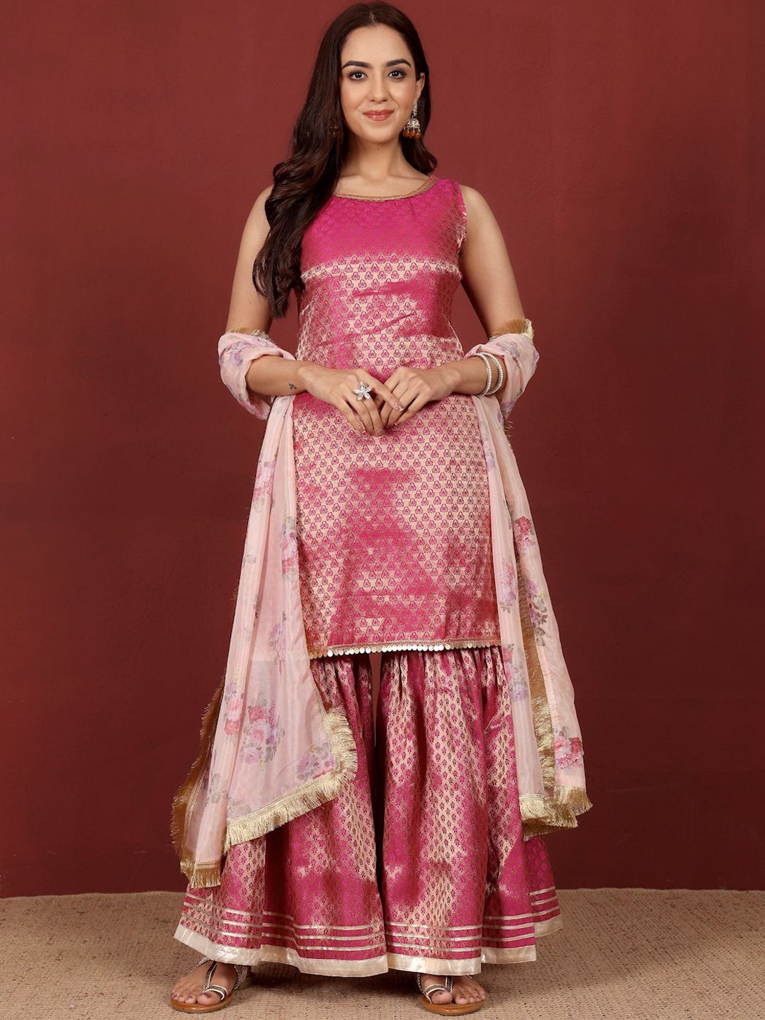 

DIVASTRI Women Regular Sequinned Kurta with Sharara & With Dupatta, Magenta