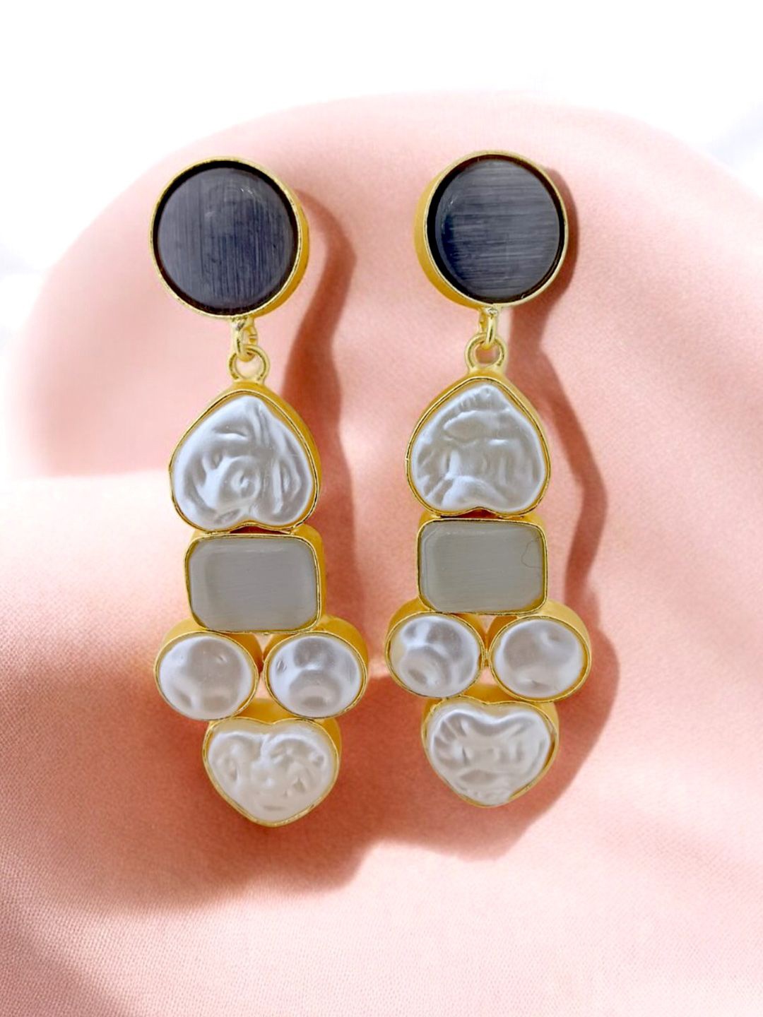 

TISHUL JEWELS Classic Drop Earrings, Grey