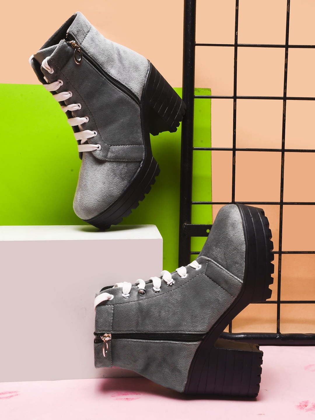 

Killer Women Round Toe Block Heel Boots, Grey