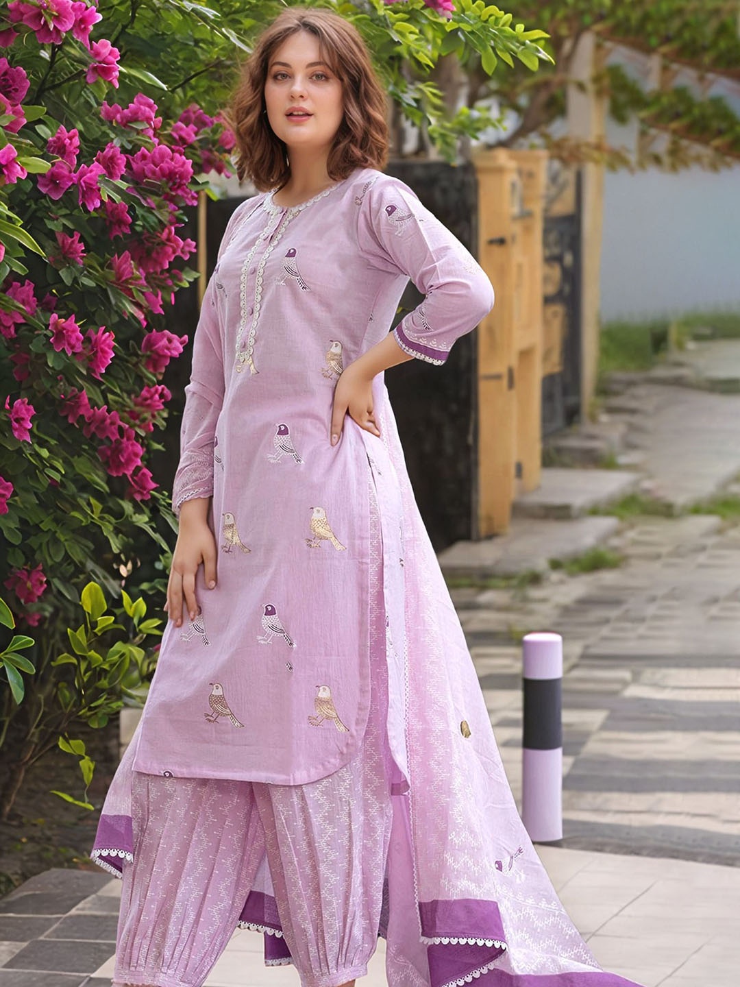

GoSriKi Animal Printed Round Neck Straight Kurta With Patiala & Dupatta, Purple