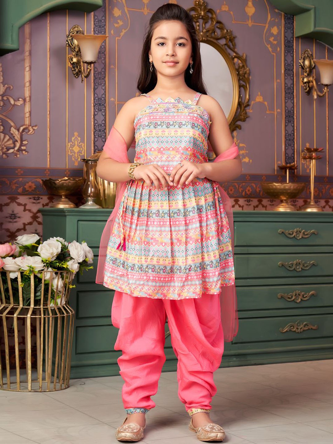 

BAESD Girls Floral Printed A-Line Pure Silk Kurta With Patiala And Dupatta, Pink