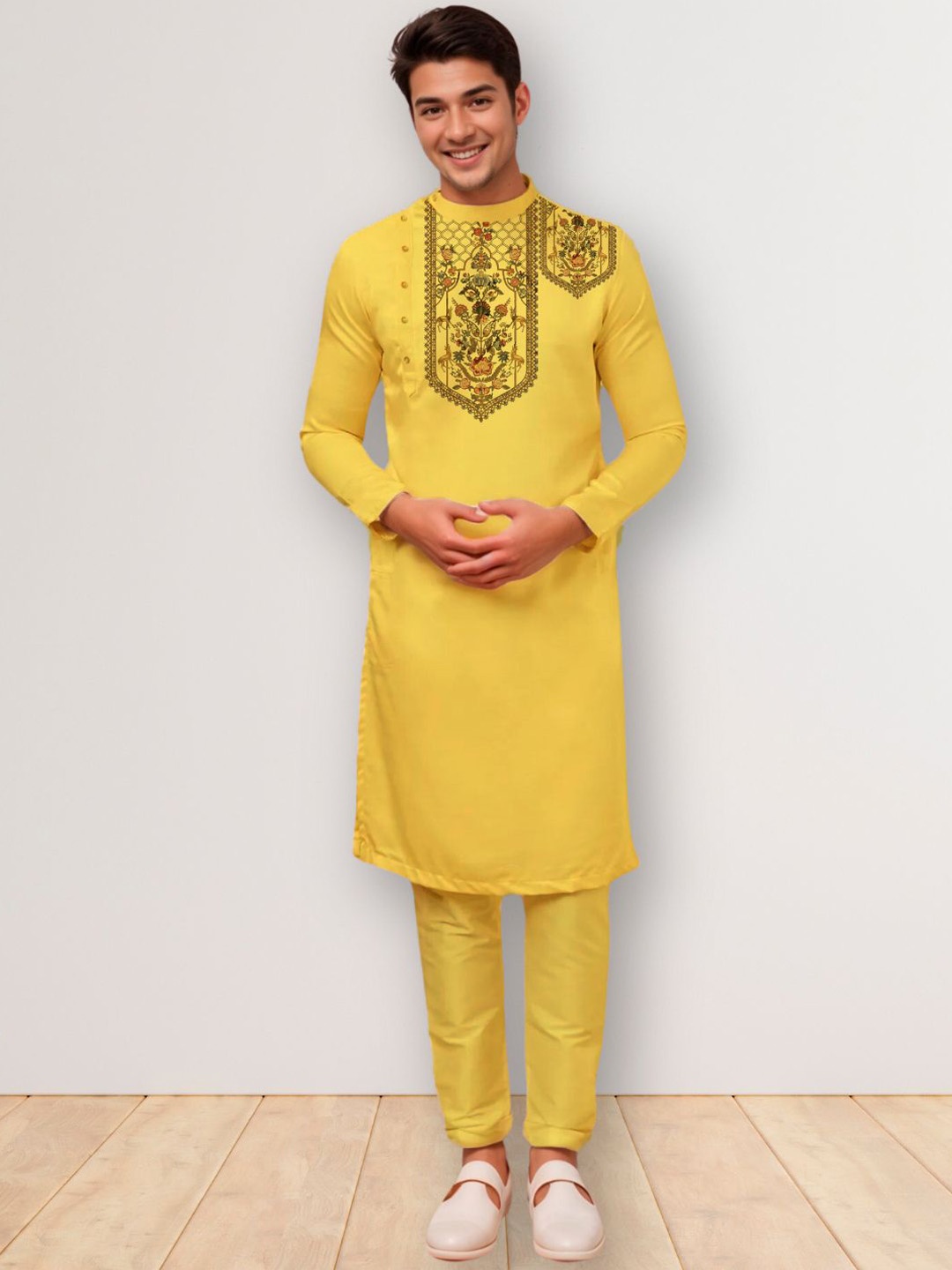 

DEVOILER Men Ethnic Motifs Printed Thread Work Kurta, Mustard