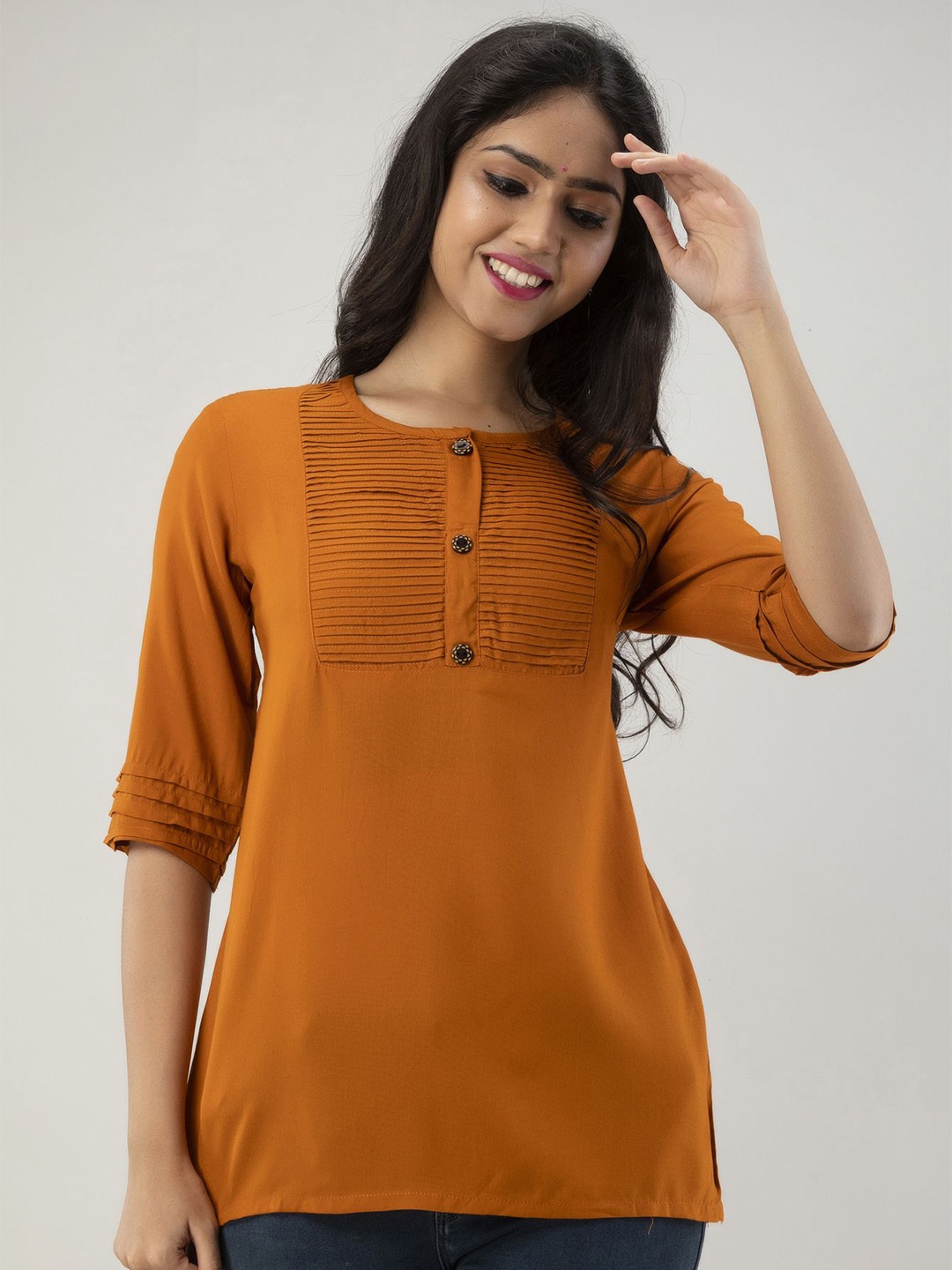 

DMP FASHION Roll-Up Sleeves Top, Gold