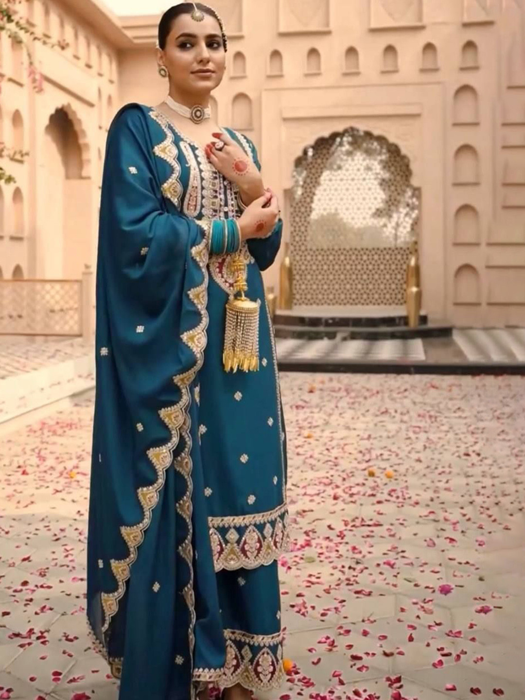 

ZIBLON Women Ethnic Motifs Embroidered Regular Thread Work Kurta with Palazzos & With Dupatta, Blue