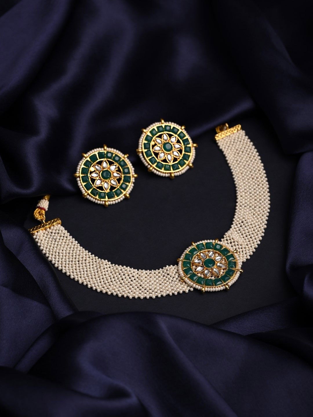 

Anvik Gold-Plated Kundan-Studded & Beaded Jewellery Set