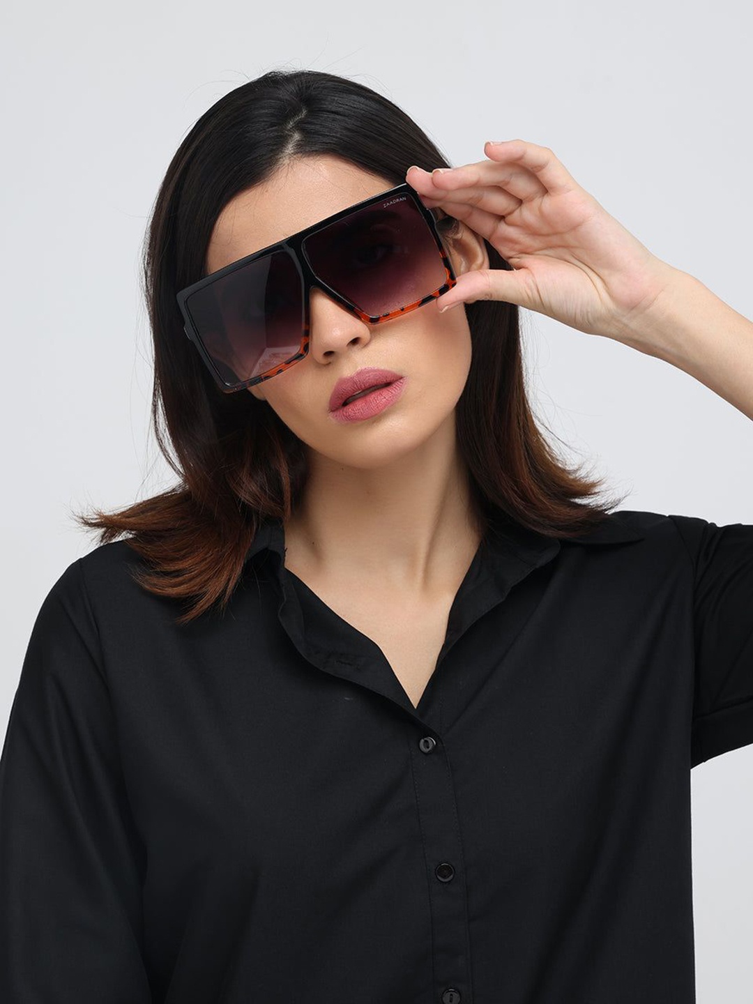

ZAADRAN Unisex Oversized Sunglasses with Polarised and UV Protected Lens JETLAG-BLACK