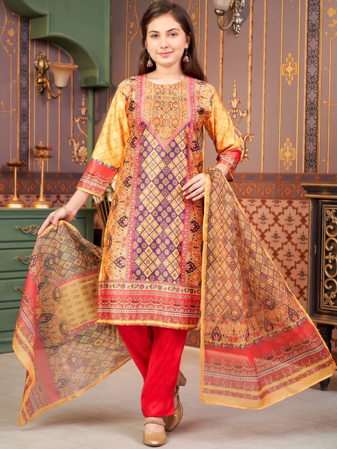 

BAESD Girls Ethnic Motifs Printed Straight Kurta With Trouser And Dupatta, Yellow