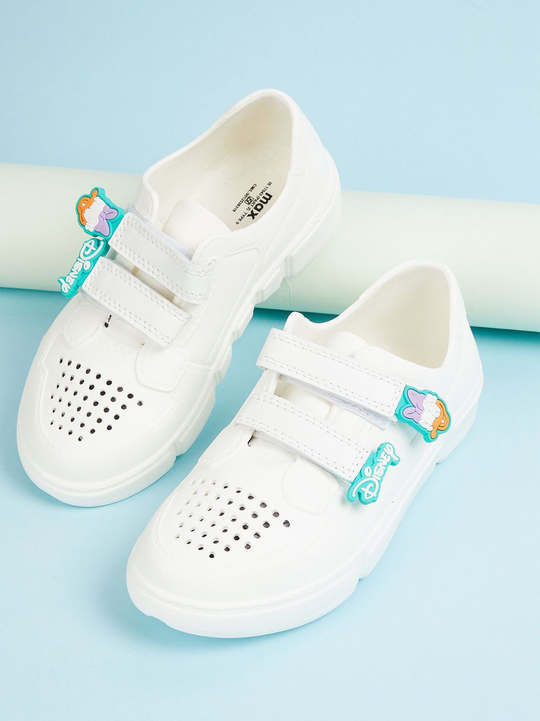 

max Girls Printed Sneakers, Off white