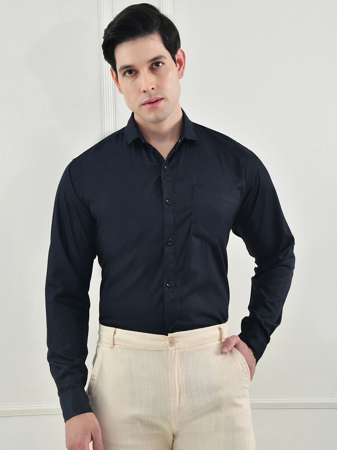 

Metronaut Men Comfort Opaque Formal Shirt, Black