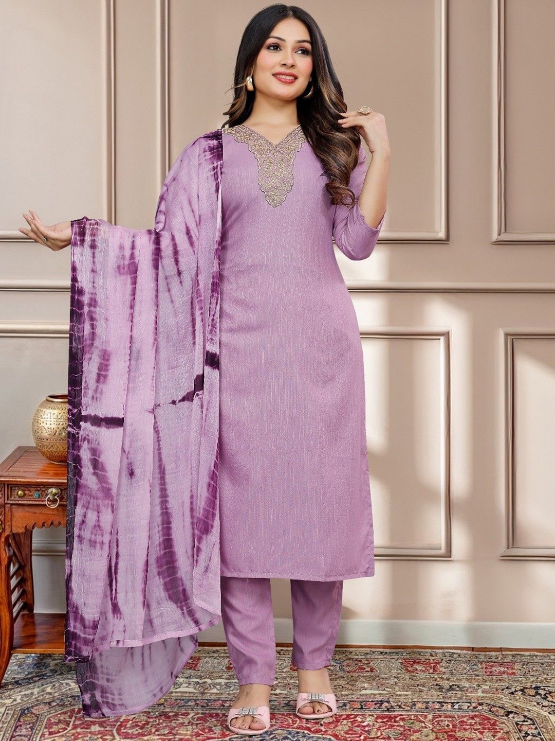 

TOOCHKI Women Yoke Design Regular Kurti with Palazzos & With Dupatta, Lavender