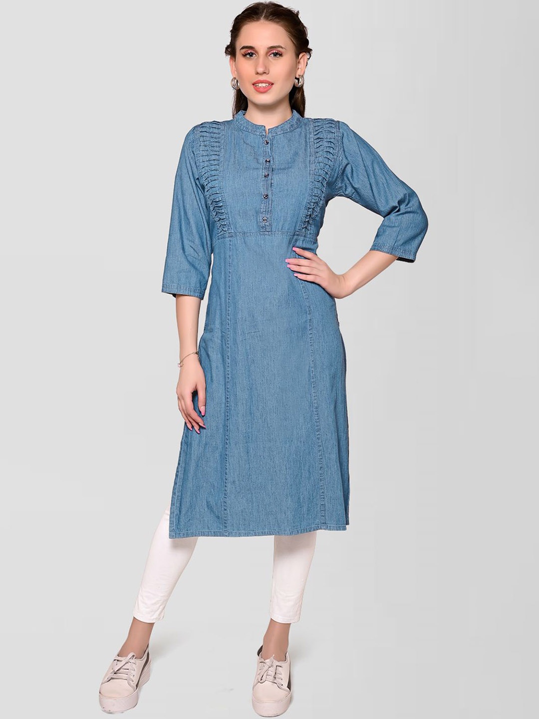 

CEFALU Women Floral Thread Work Denim Kurta, Blue