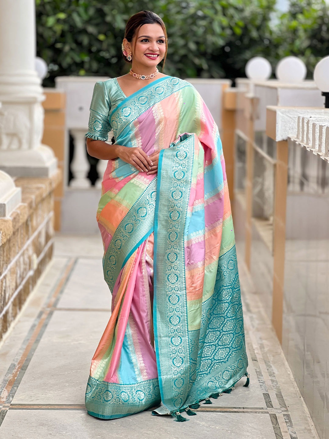 

Ekta Textiles Woven Design Zari Pure Silk Banarasi Saree, Blue