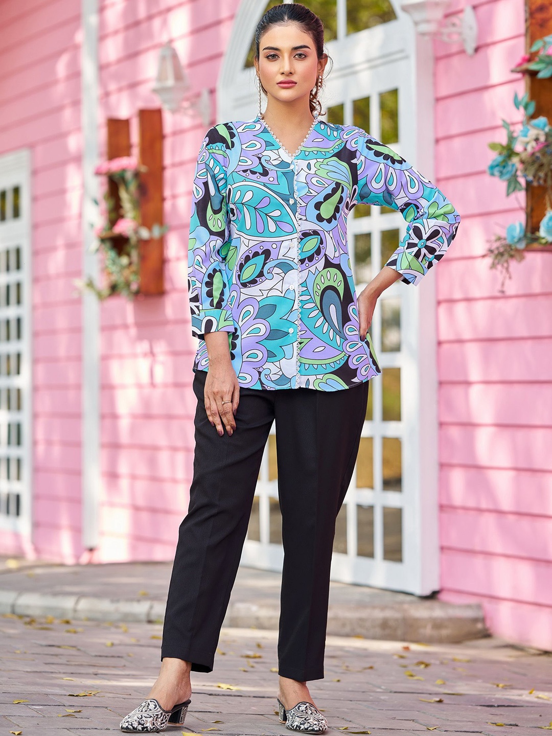 

Moda Rapido Printed V-Neck Shirt With Trousers, Blue