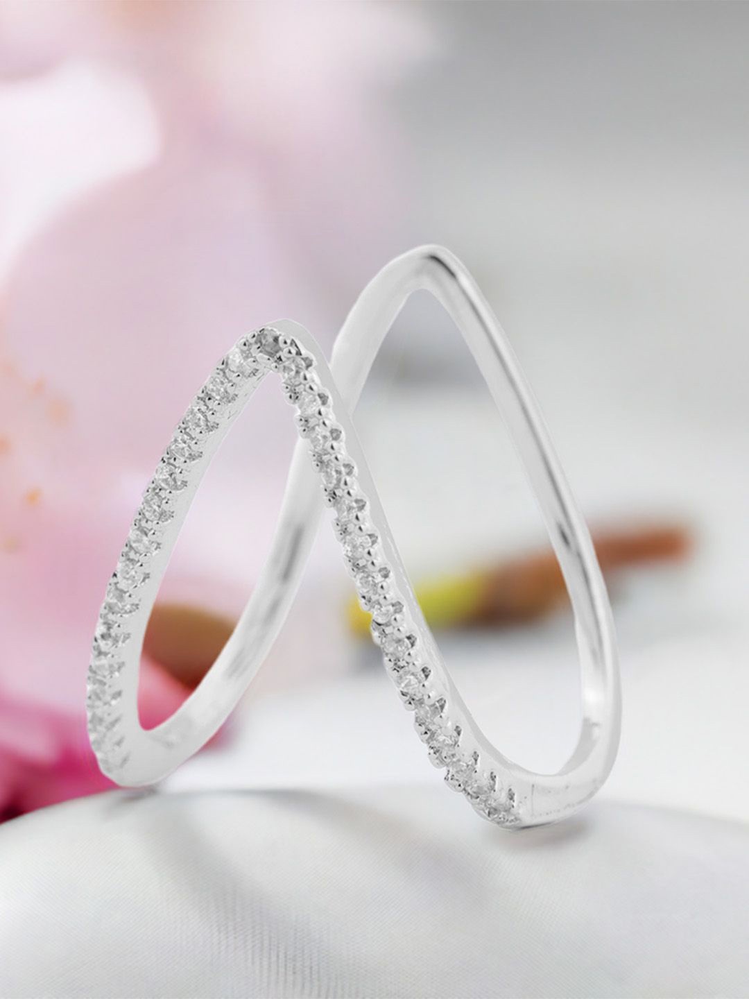 

Mesmerize Silver Plated Cubic Zirconia Stone Studded Finger Ring