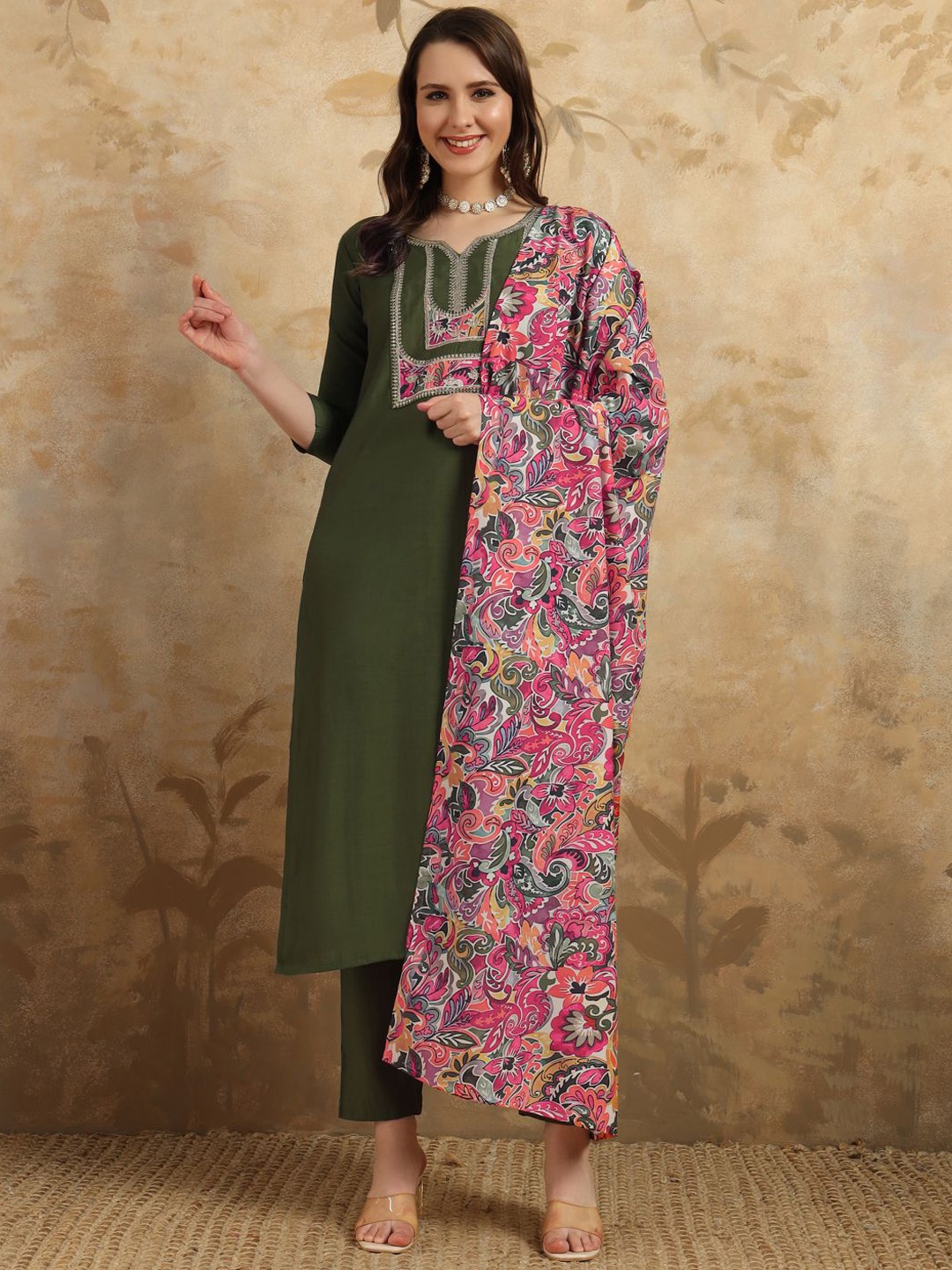 

TOOCHKI Women Embroidered Regular Sequinned Chanderi Silk Kurta with Palazzos & With Dupatta, Olive