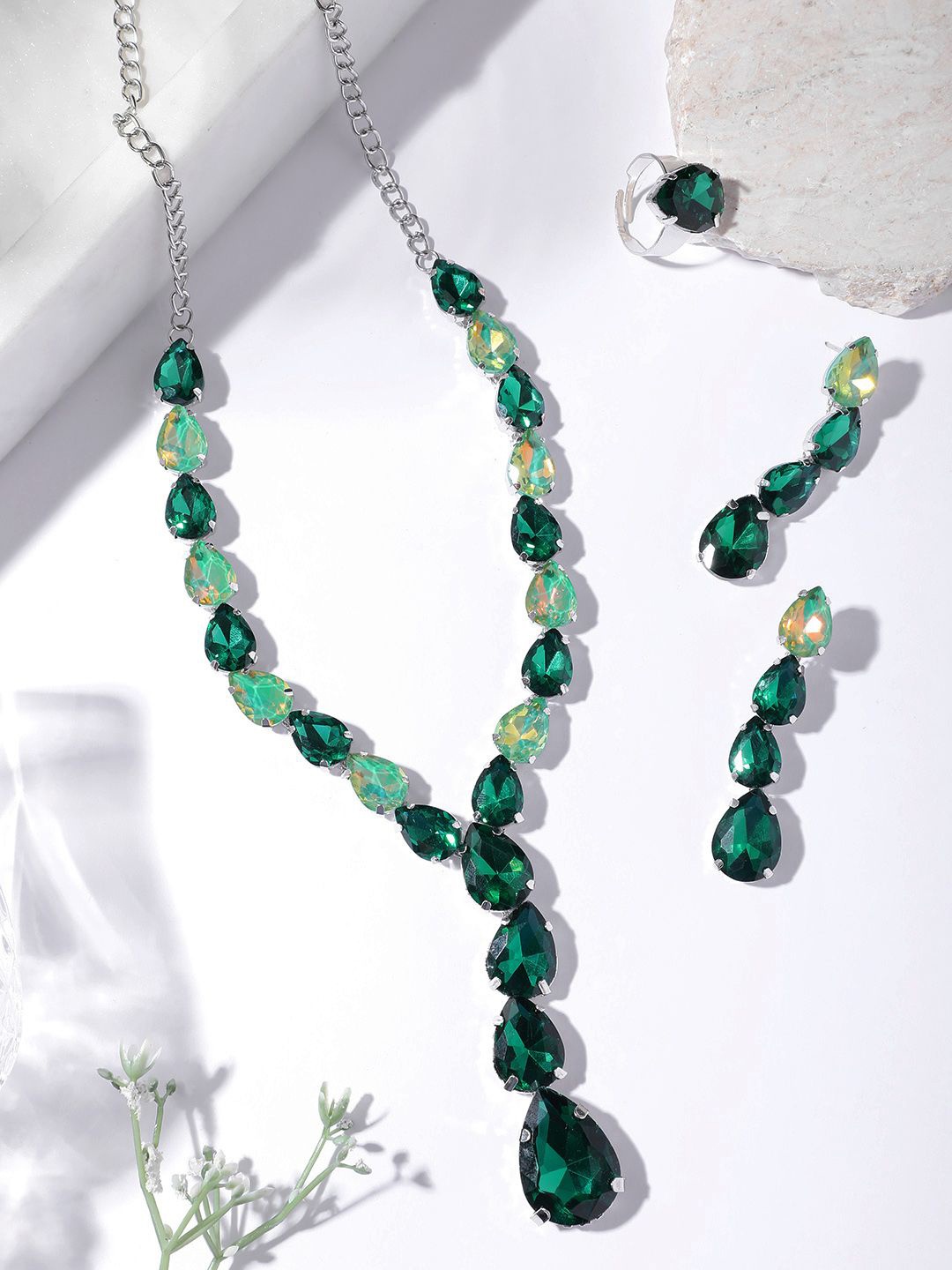 

ORANGENYSHA Rhodium -Plated Crystals -Studded Jewellery Set, Green