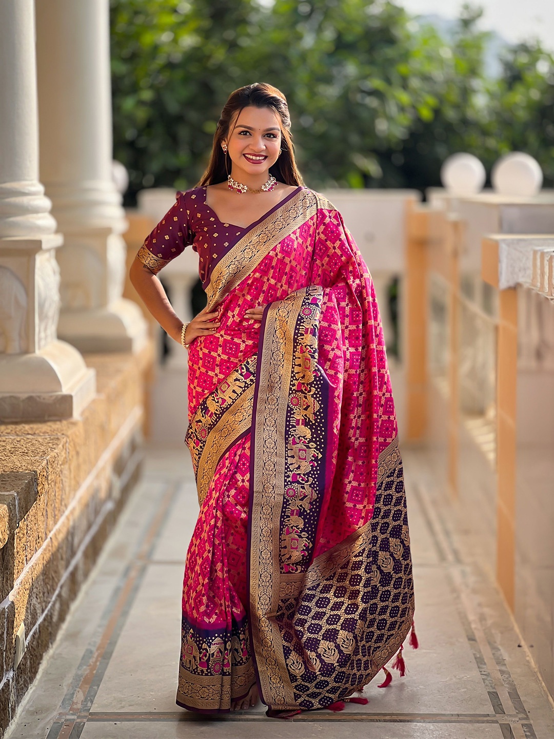 

Ekta Textiles Woven Design Zari Pure Silk Banarasi Saree, Pink